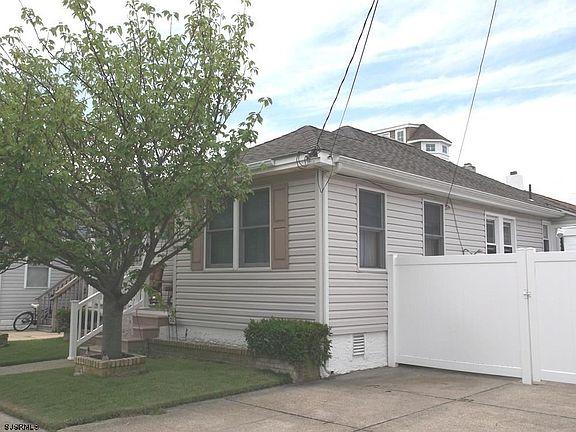 4th image of 1352 Simpson Ave