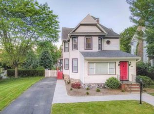 105 Main St #1, Chester, NY 10918