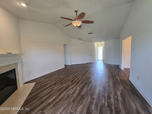 3rd image of 6552 CRIMSON LEAF Lane