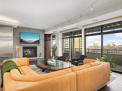 317 Groveland Ave UNIT 700, Minneapolis, MN, 55403