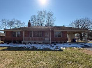 1125 Roselawn Way, Bowling Green, KY 42104