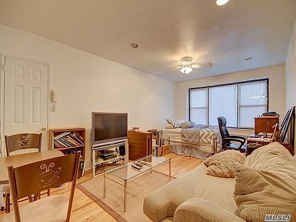 5th image of 320 Atlantic Ave APT C3