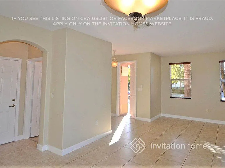 11783 SW 153rd Pl — Photo 2