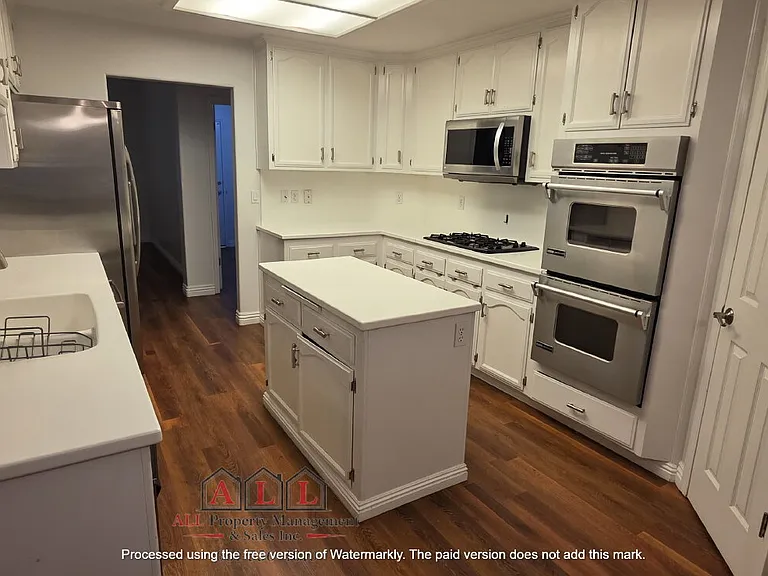10500 Attleboro Ave — Photo 9