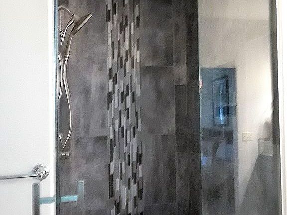 Master Walk in Shower