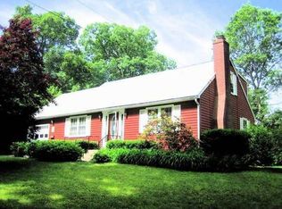 166 Chestnut St, Willimantic, CT 06226