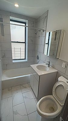 4th image of 3883 Broadway #6E