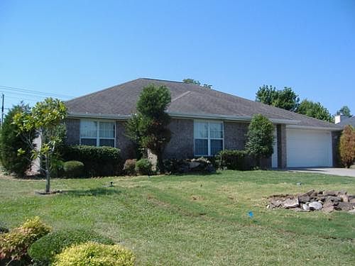 1st image of 1022 E Green Acres Dr