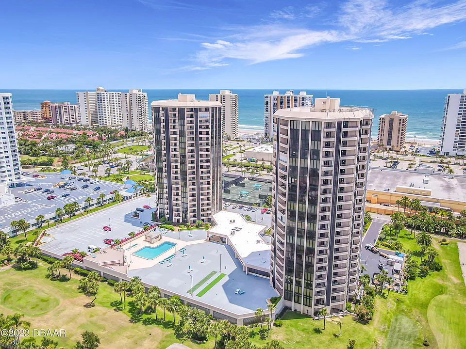 1 Oceans West Blvd #1A5