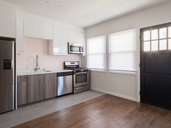 4th image of 2716 Ellendale Pl Unit 2718.1