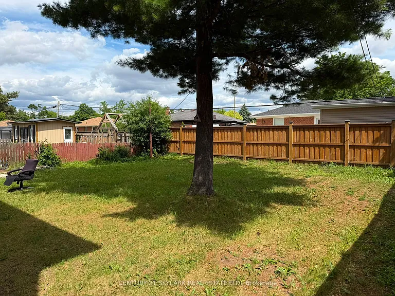 35 Cumberland Dr — Photo 18