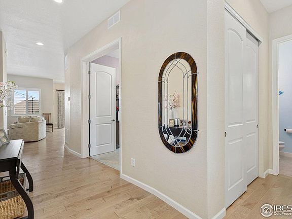 5th image of 3726 Roberts St
