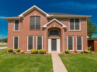 2086 Kamla Rd, Lewisville, TX 75067