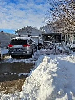 11 Stewart St #1 photo 1