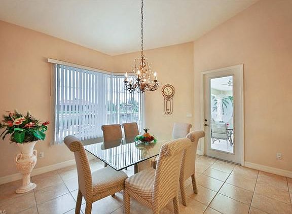 3rd image of 4000 SW 27th Ave
