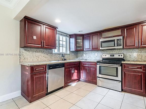 4th image of 3609 S Le Jeune Rd