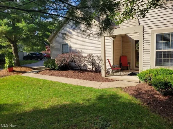 107 N Aspen Ct Unit 4, Warren, OH 44484