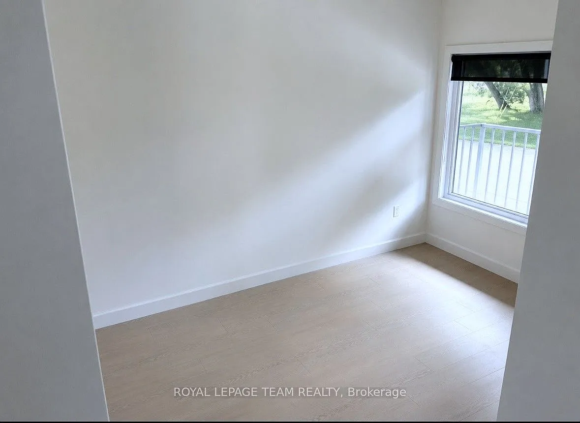 3 bed, $3,050 — Photo 3