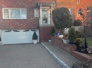 54 University Ave, Yonkers, NY 10704