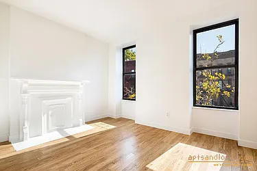 Rented by aptsandlofts.com