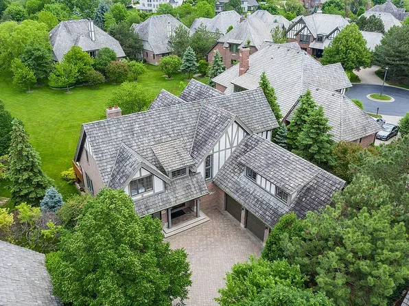 203 Kenmare Dr, Burr Ridge, IL 60527