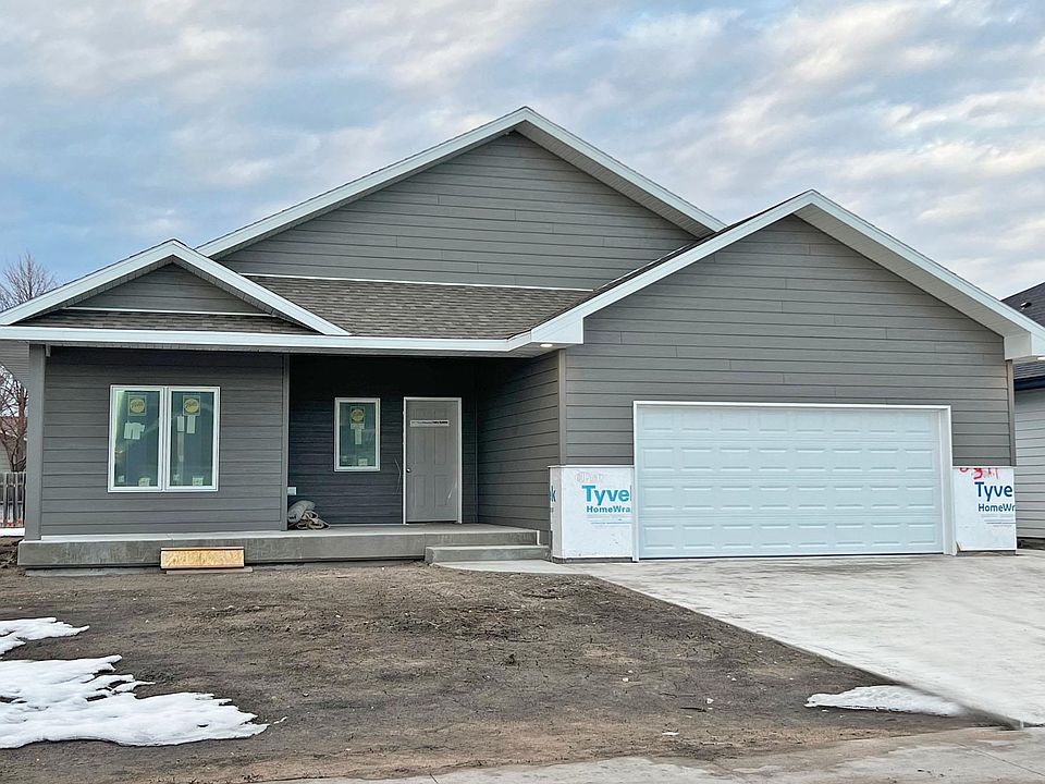 1st image of 3511 Oriole Dr