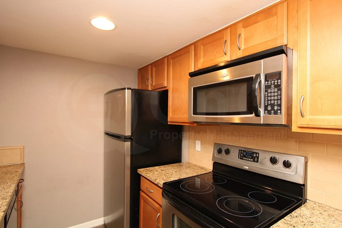 1 bed, 1.0 bath, 622 sqft, $1,099 — Photo 3