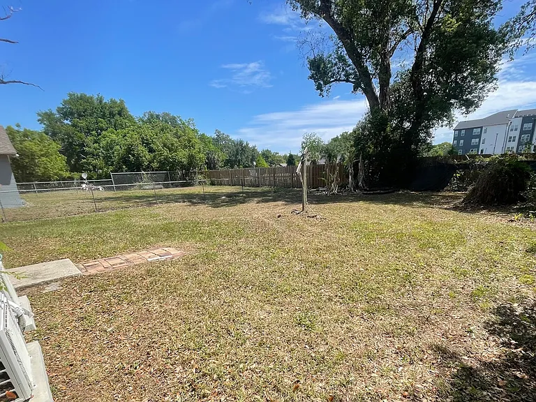 1123 S Lee Ave #REAR — Photo 8