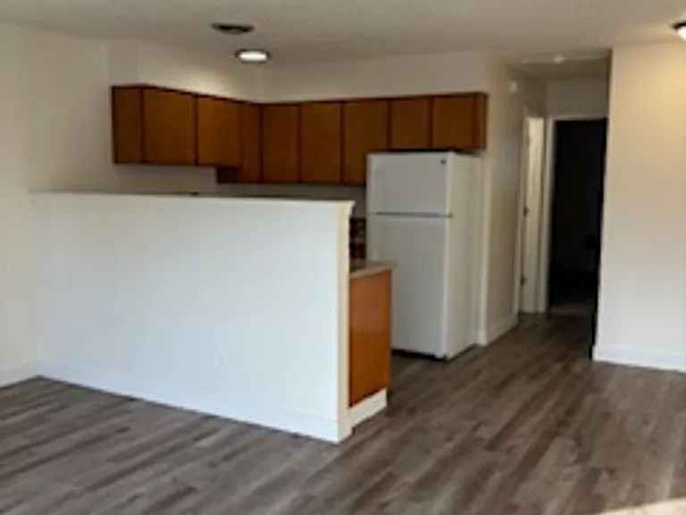 11575 SW Greenburg Rd #8 — Photo 21