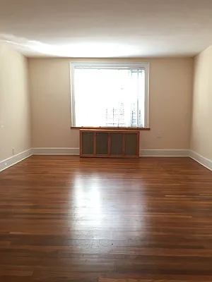 Rented by Kew Forest Realty Inc | media 30