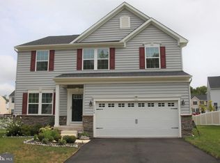1124 Lynch Cir, Warminster, PA 18974