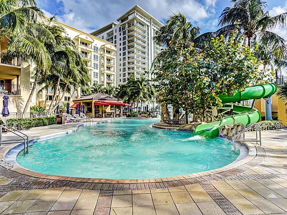 3rd image of 3800 N Ocean Drive #505