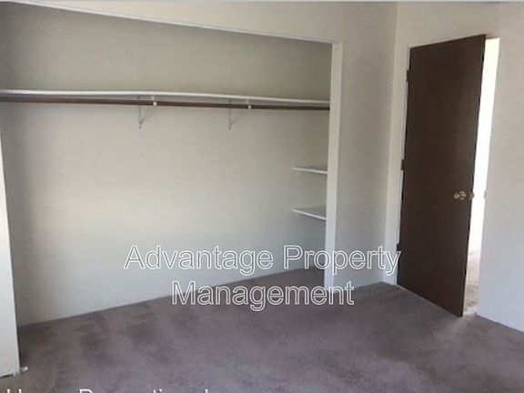 2nd image of 426 SW 2nd St APT 8