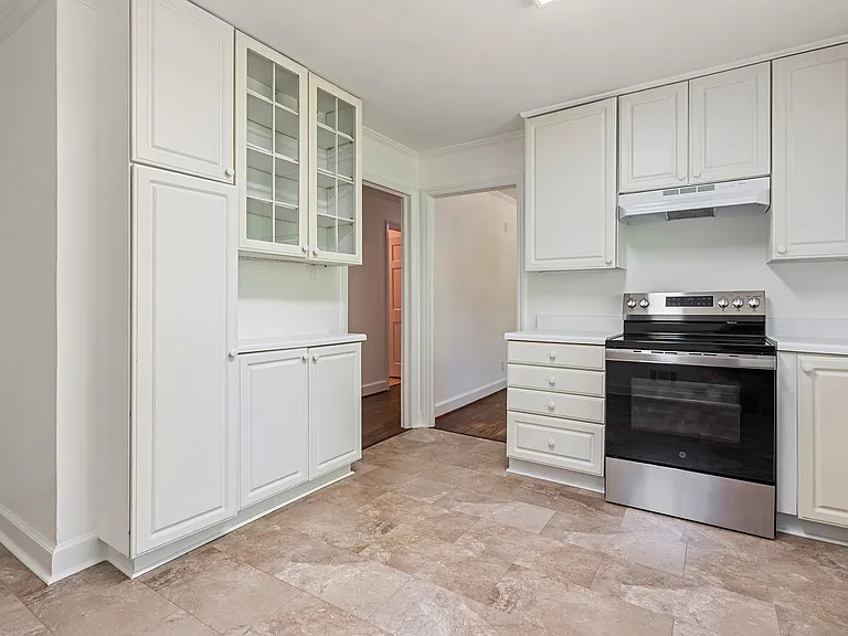 1209 Roosevelt Dr — Photo 3