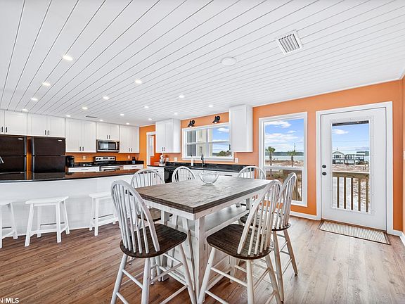 4th image of 2923 W Beach Blvd