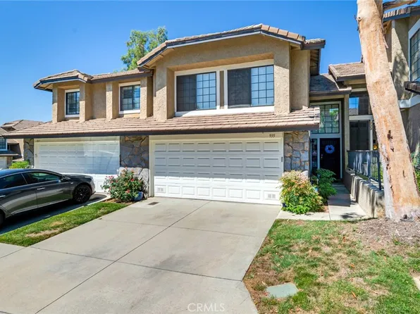 935 Sandstone Dr, Glendora, CA 91740