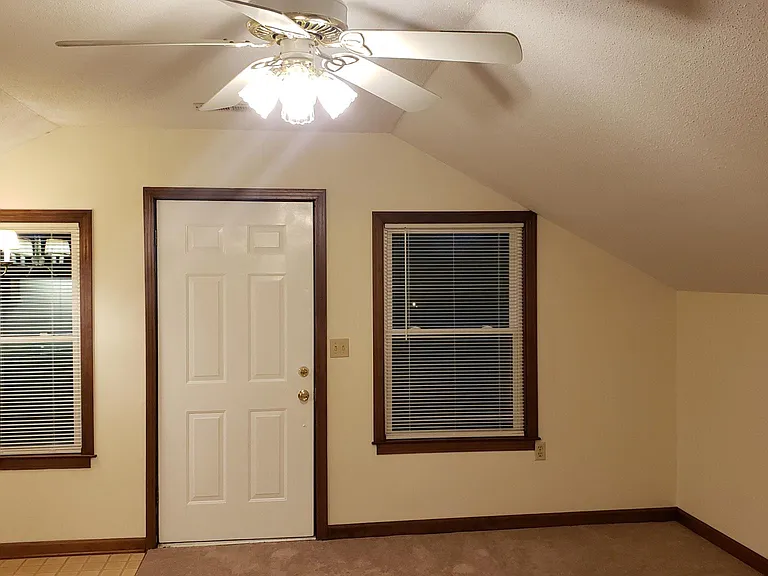 839B Sanford Rd — Photo 7