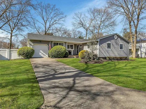 363 Joan Street, Ronkonkoma, NY 11779