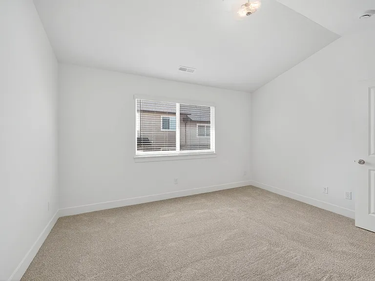 12672 S Bishop Pass Cv — Photo 22