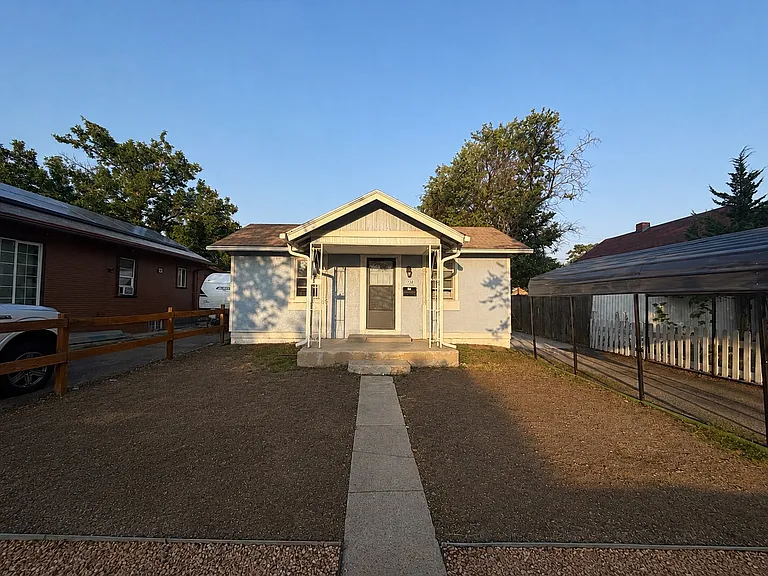 1738 Dallas St — Photo 1