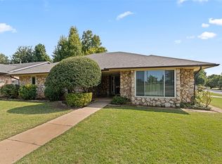 2328 Butternut Pl, Edmond, OK 73013