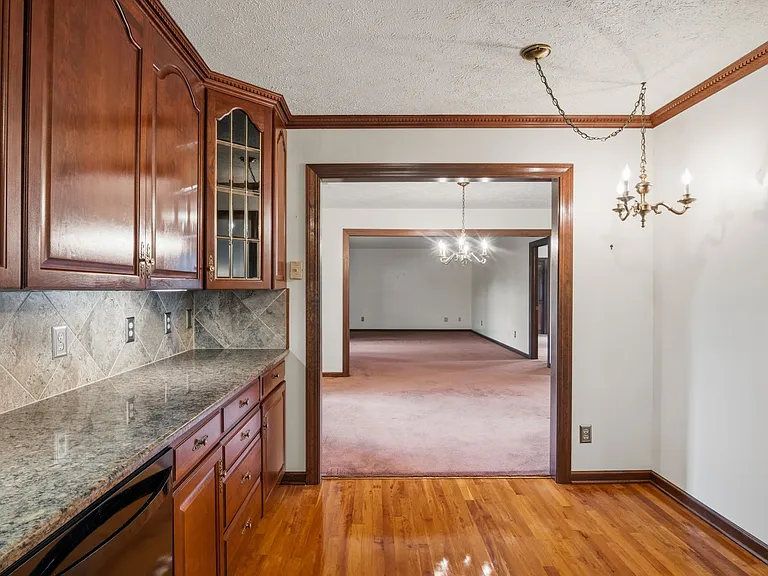 1721 Plank Dr — Photo 23