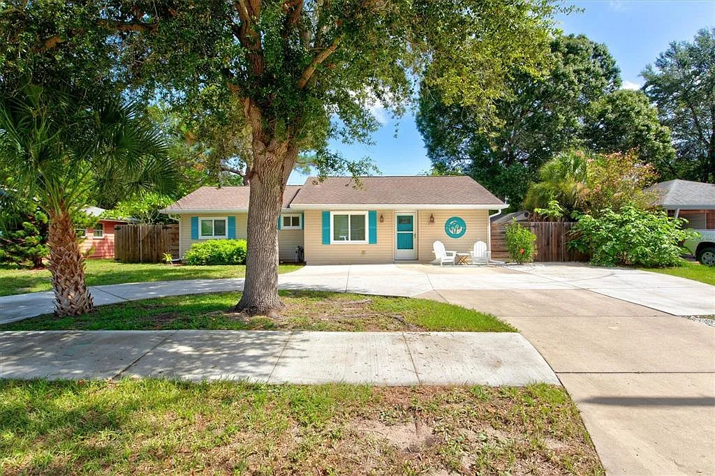 3 bed, 2.0 bath, 1346 sqft, $10,000 — Photo 1