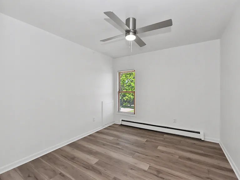 W330N4339 Lakeland Dr #B — Photo 23