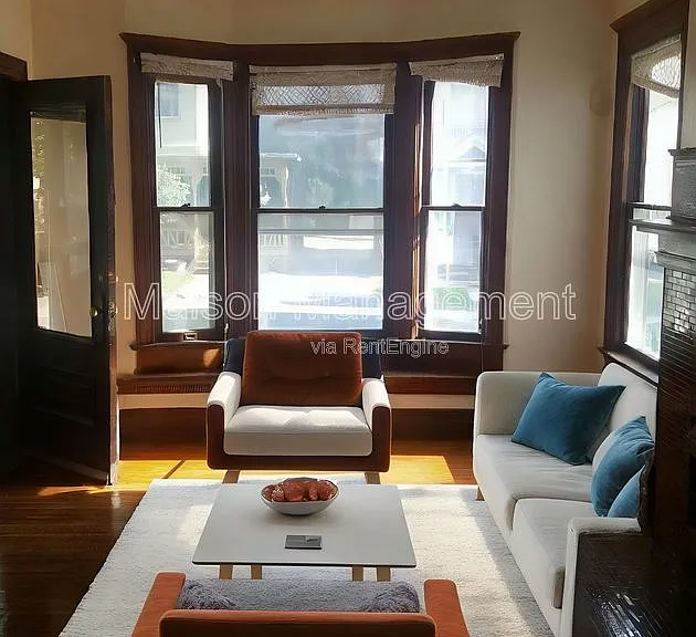 291A Pearl St — Photo 2