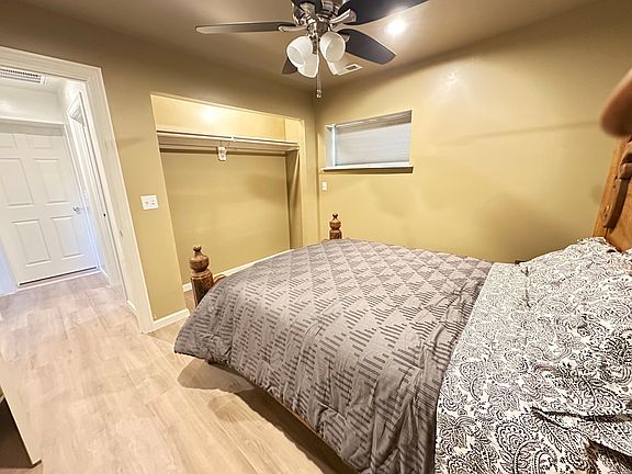 4th image of 841 E Markea Ave