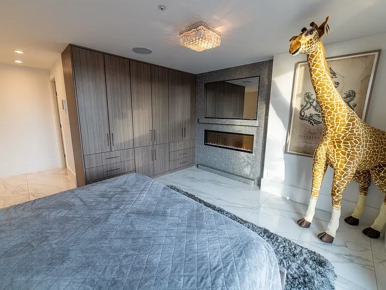 199 Drake St #PENTHOUSE — Photo 37