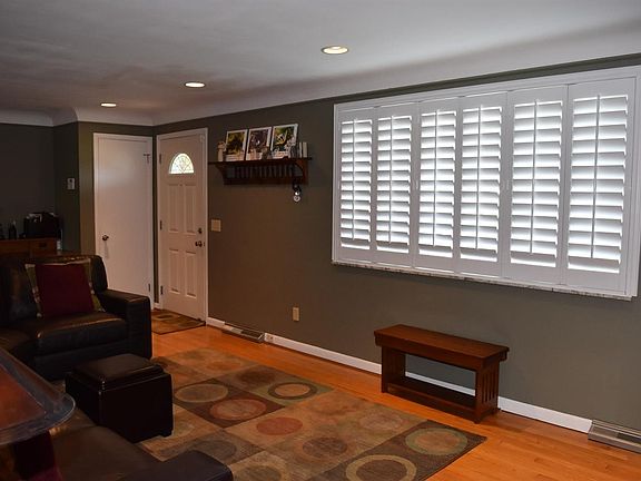 5th image of 8674 Pastoral Ln