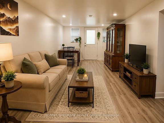 5th image of 241 Ferland St #B