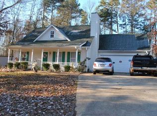 4203 Fair Grove Dr, Gillsville, GA 30543